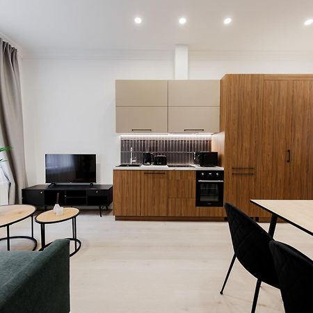 Rigaapartment Elizabetes 22 Self-Service Aparthotel Esterno foto