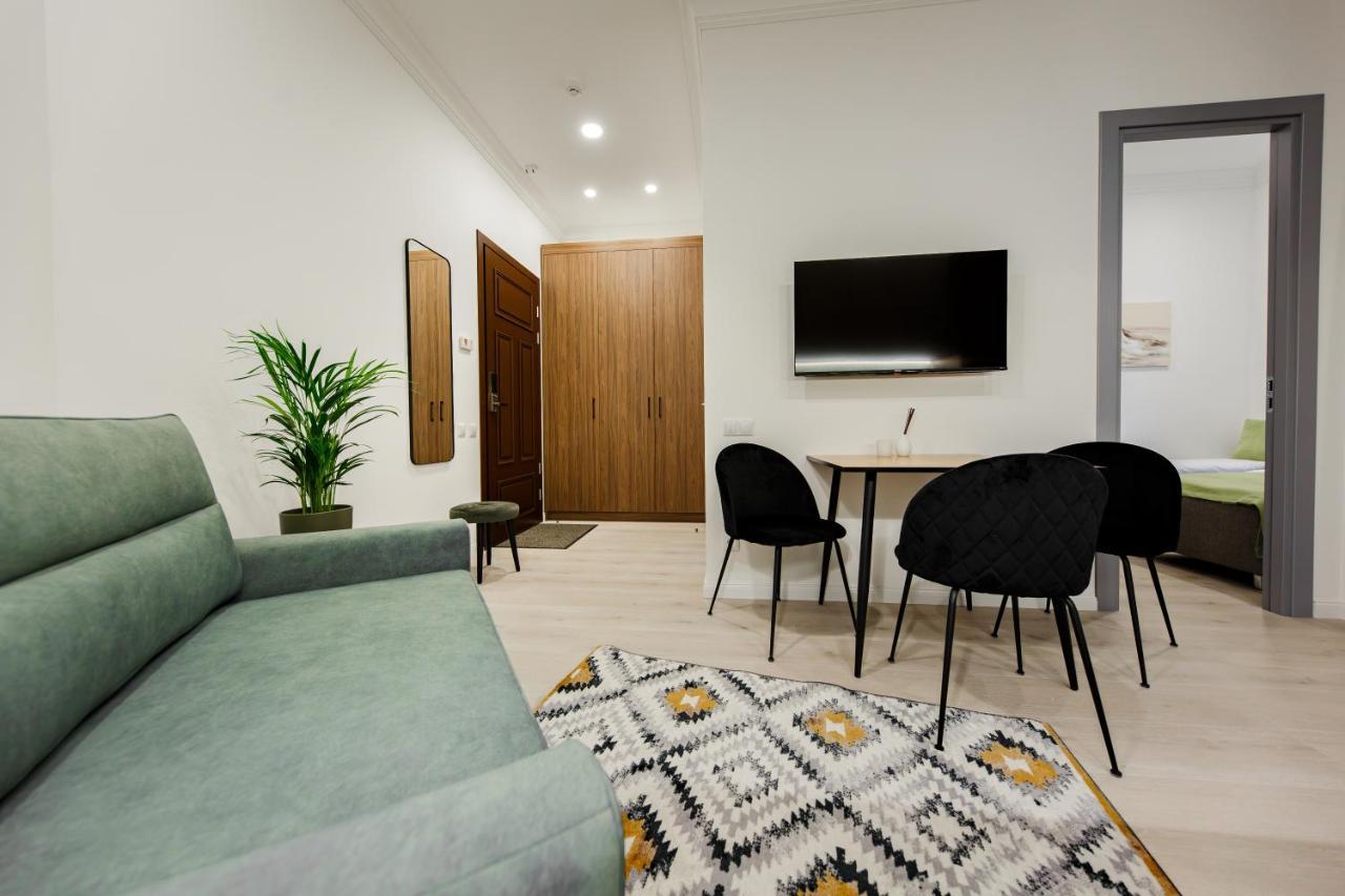 Rigaapartment Elizabetes 22 Self-Service Aparthotel Esterno foto