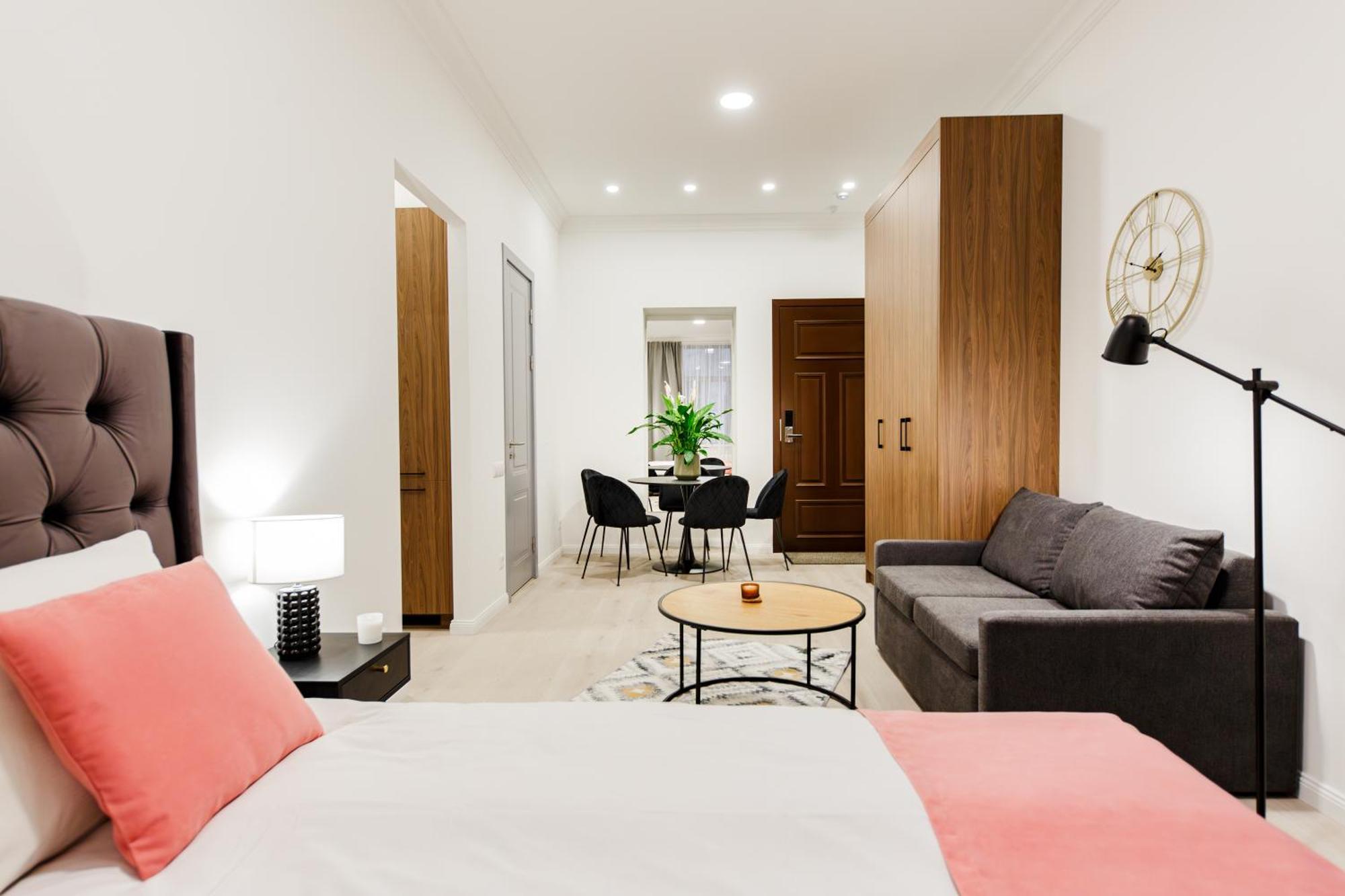 Rigaapartment Elizabetes 22 Self-Service Aparthotel Esterno foto